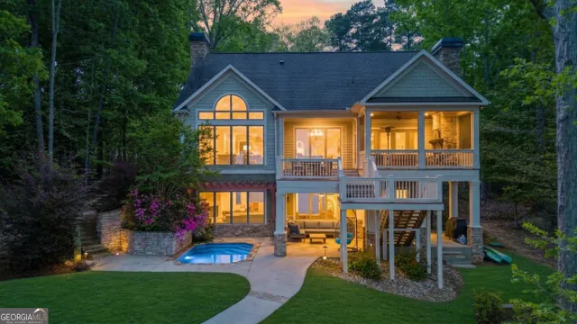 Popular Rock Island Coves Real Estate