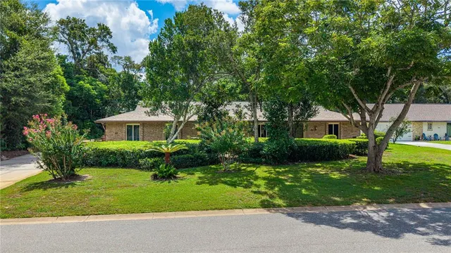 Popular TOMOKA OAKS COUNTRY CLUB ESTATES Real Estate