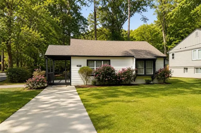 Popular GROVE PARK Real Estate