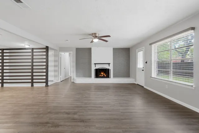 Popular Greengate Place Sec 01 Real Estate