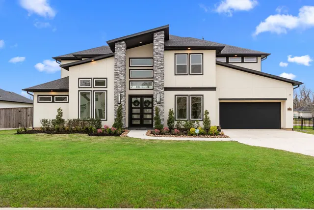 Popular Weston Lakes Sec 4 Real Estate