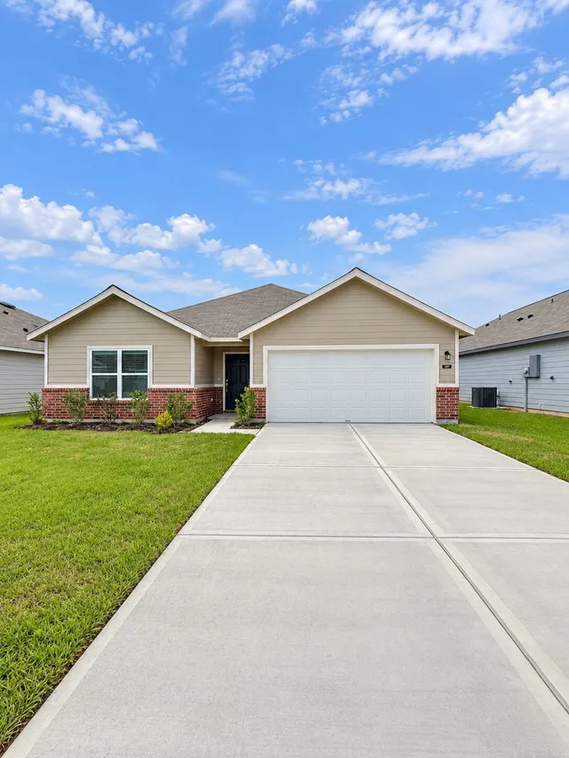 Popular The Villages At Westpointe Real Estate
