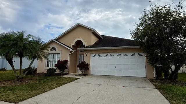 Popular ROLLING HILLS ESTATES UNIT 2 AT FORMOSA GARDENS Real Estate