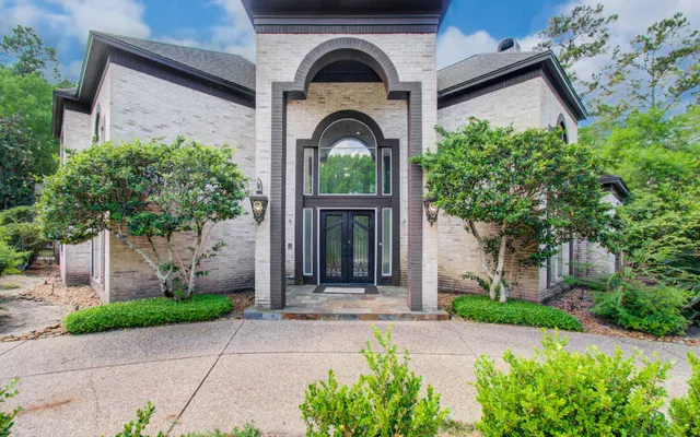 Popular Kings Point Village Sec 04 Real Estate