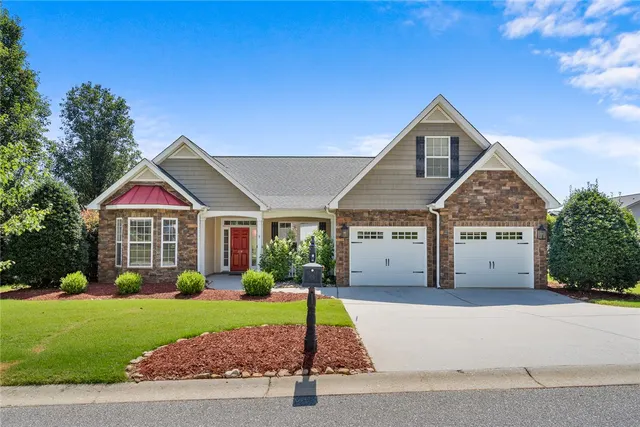Popular Lexington Point Real Estate