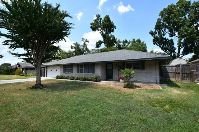 Popular Binglewood Sec 04 Real Estate
