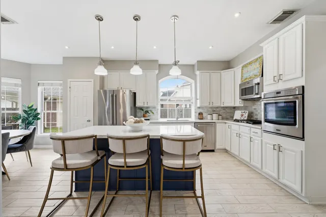 Popular Lakepointe Sec 1 At Silverlake Real Estate