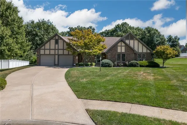 Expensive Oak Hill Est Real Estate