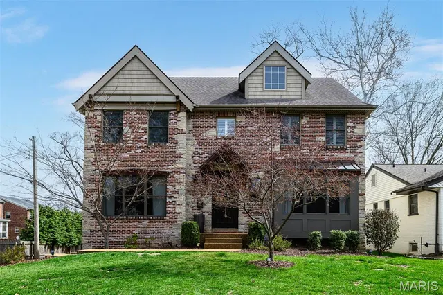 Popular Central Suburbs Real Estate