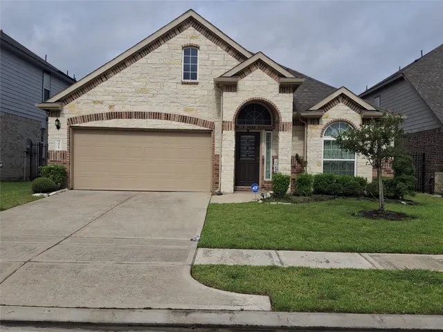 Popular Marcello Lakes Sec 3 Real Estate
