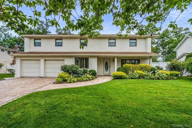 Popular Sterling Ridge Real Estate