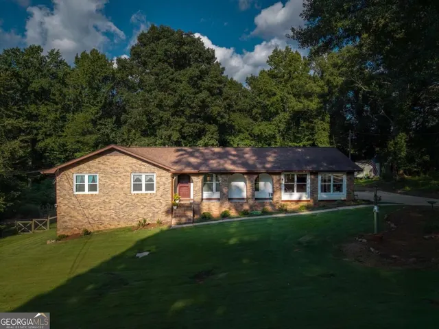 Expensive Saxon Woods Real Estate