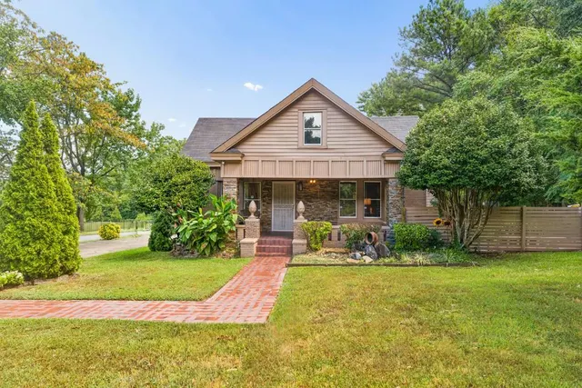 Expensive Hammond Park Real Estate