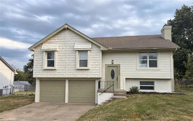 Popular Lone Elm Estates Real Estate