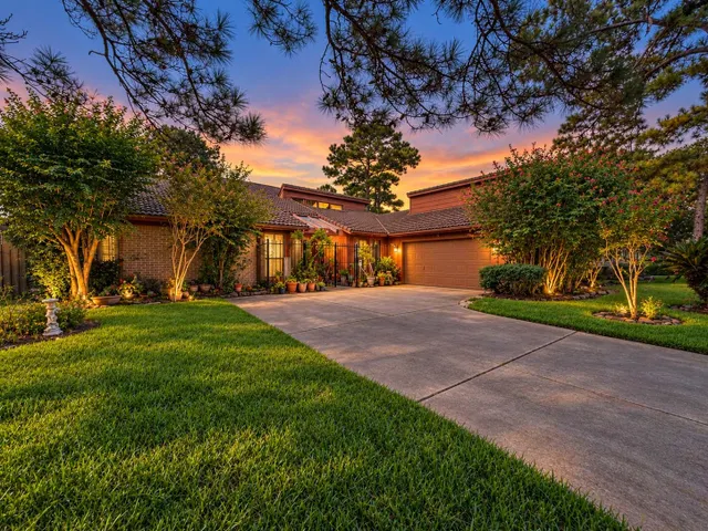 Popular Country Club Oaks Sec 06 Real Estate