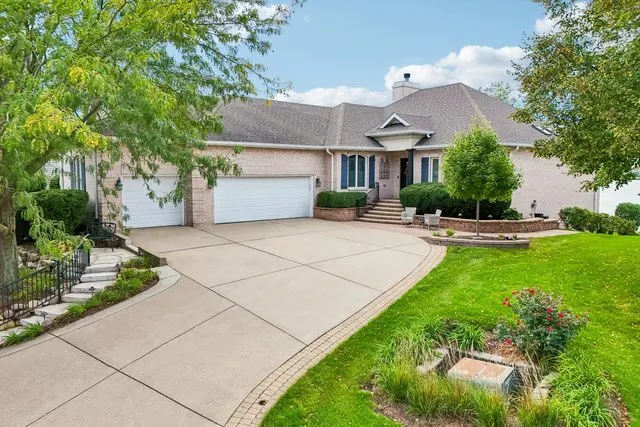 Expensive Lakelands Real Estate
