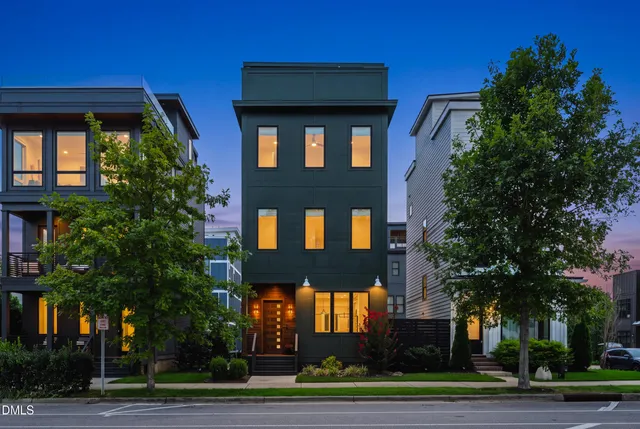 Expensive Caraleigh Real Estate