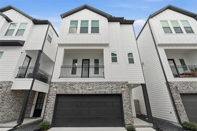 Popular Donovan Park Real Estate