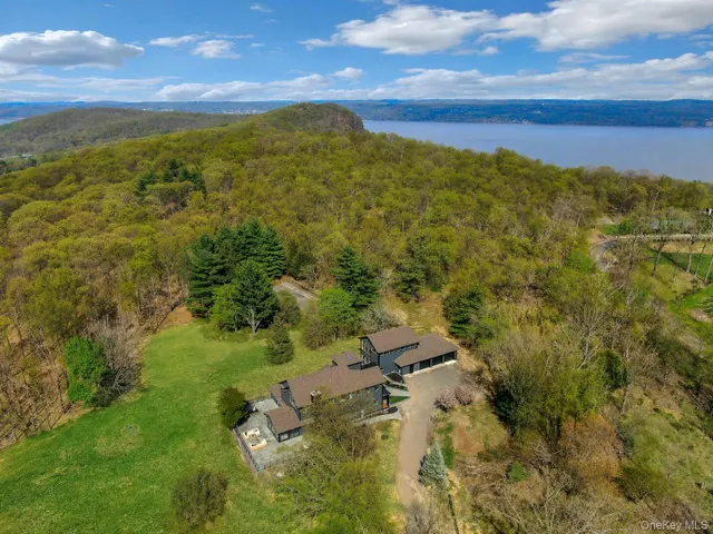 Expensive Valley Cottage Real Estate