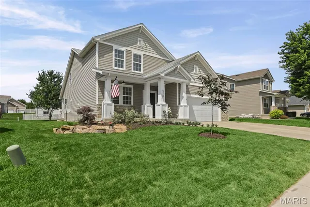 Popular Windsor Crk Real Estate