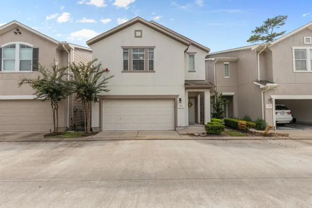 Popular Shadow Spgs Sec 01 Real Estate