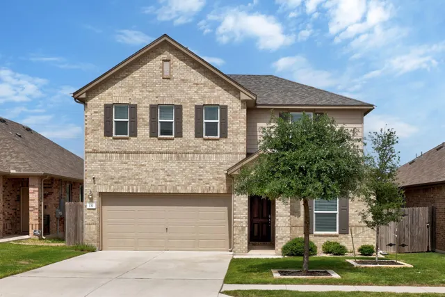 Popular Willow Trace Real Estate