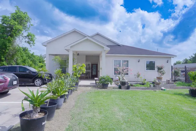 Popular Highland Home Place Real Estate