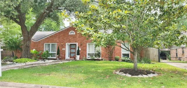 Popular Maplewood Sec 04 Real Estate
