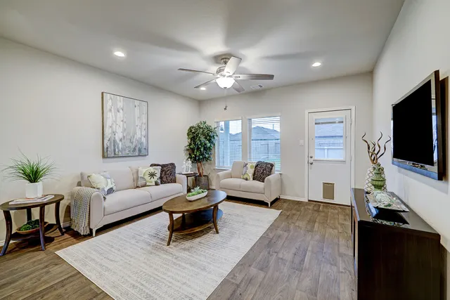 Popular Granger Pines 01 Real Estate