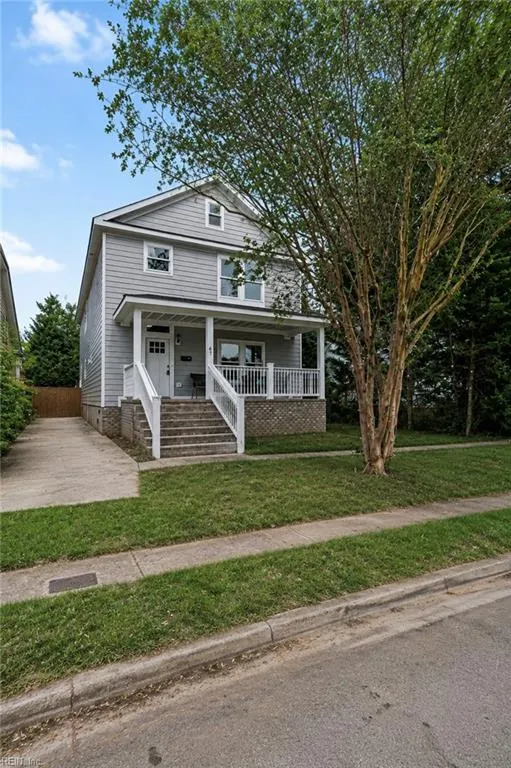 Popular Park View Real Estate