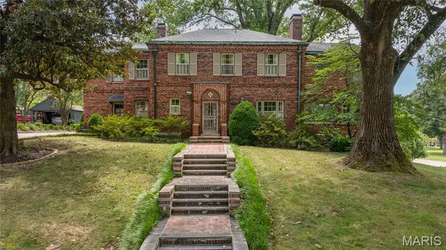 Popular Rockwood Place Sub Real Estate