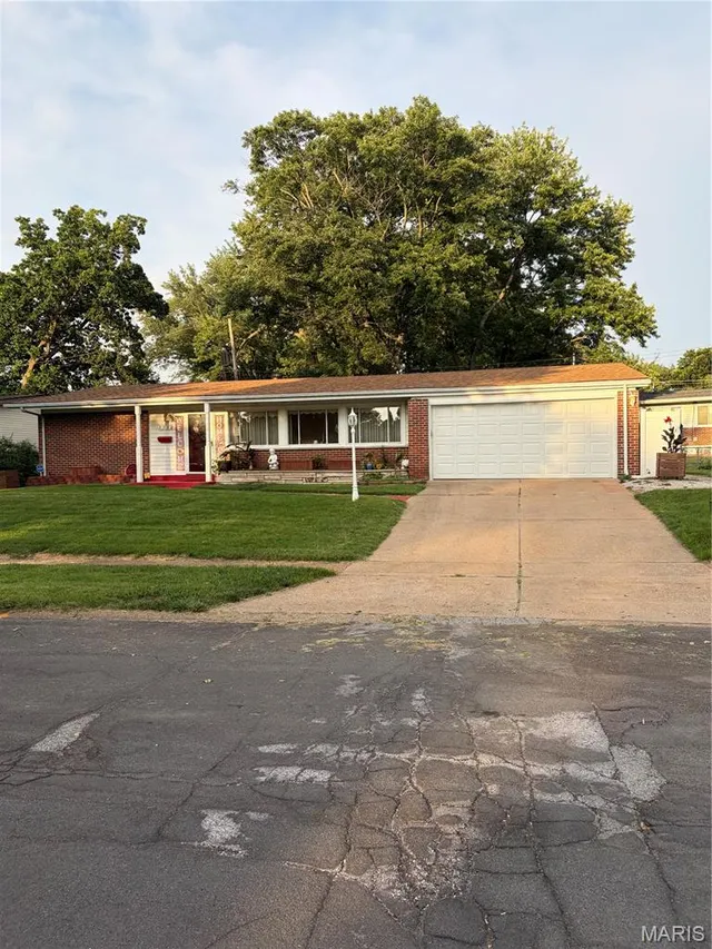 Popular Paddock Hills 4 Real Estate