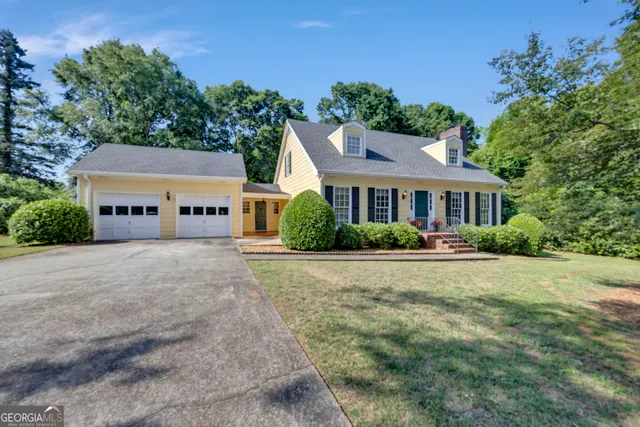 Expensive Colonial South Real Estate