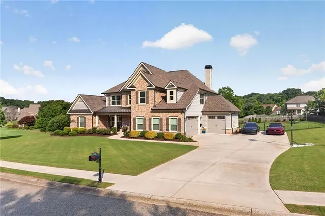 Popular RAMBLING RILL Real Estate