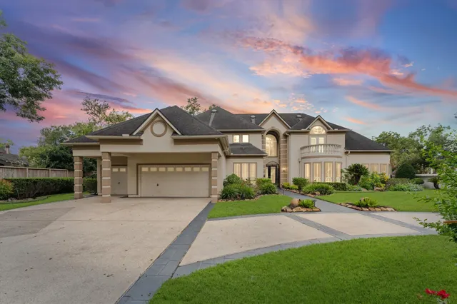 Popular Greatwood Estates Real Estate