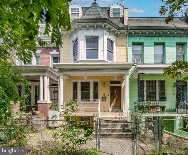 Popular Columbia Heights Real Estate