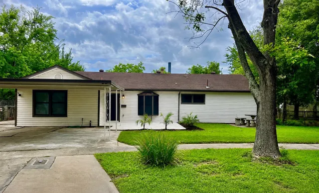 Popular Britton Cravens Sec 04 Real Estate