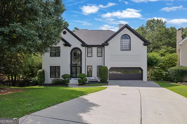 Expensive Wynbrook Real Estate