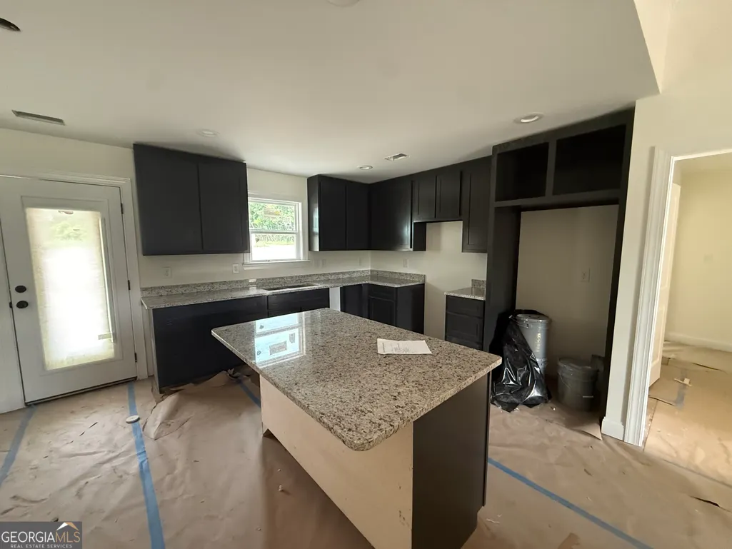 Listing Thumbnail Image 3