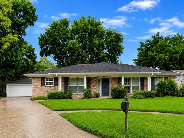 Popular Mission Bend Real Estate