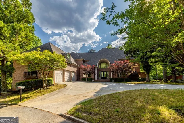 Expensive Willis Estates Real Estate