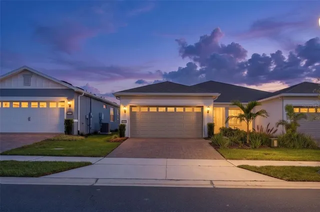 Popular DEL WEBB OASIS PH 3 Real Estate