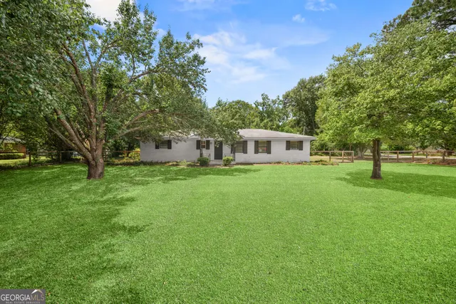 Popular Groves Lake Real Estate