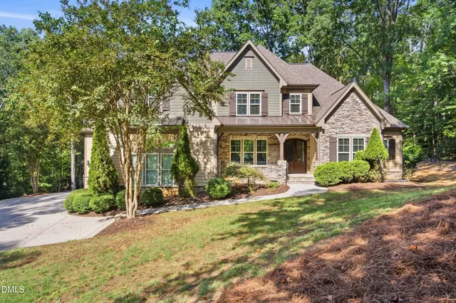 Popular Kenwood Reserve Real Estate