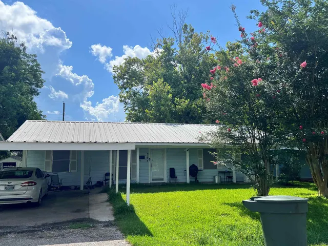Popular Gulf Terrace Real Estate