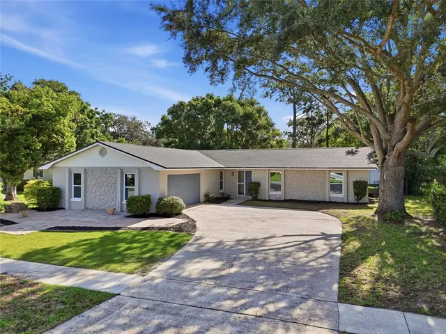Popular HOWELL ESTATES REP Real Estate