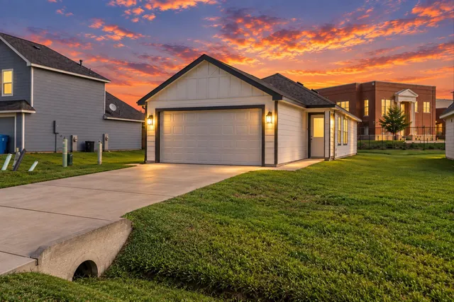 Popular Santa Fe Sec 8 Real Estate