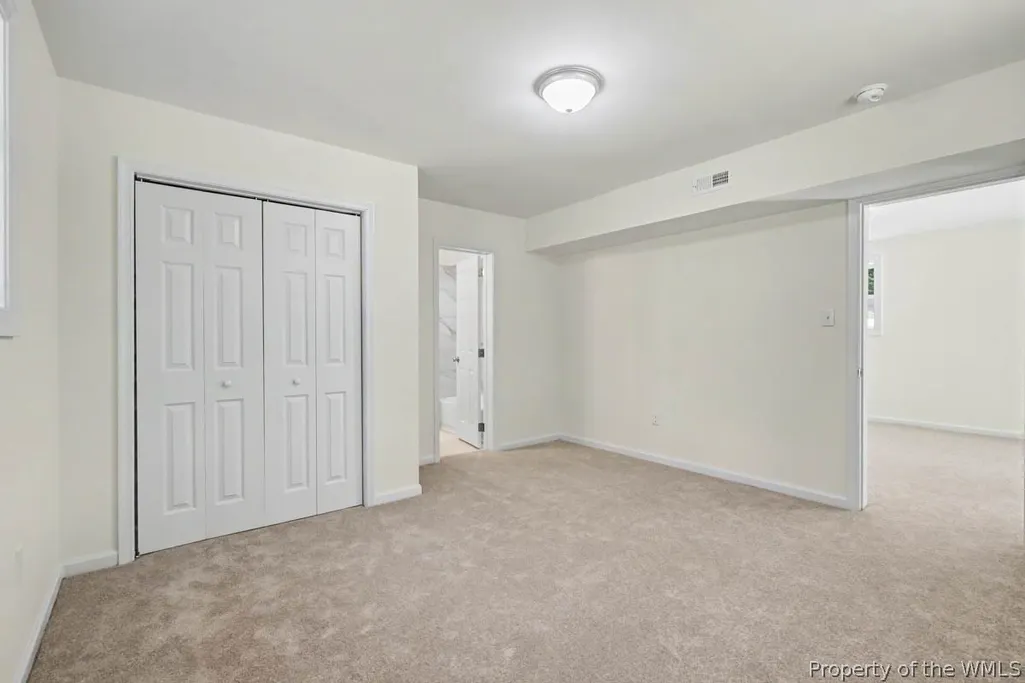 Listing Thumbnail Image 35