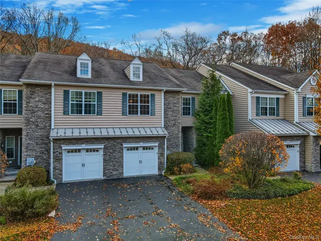 Popular Vanwyck Meadows Real Estate