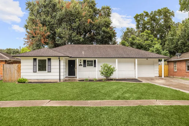Popular Robindell Add Sec 02 Real Estate